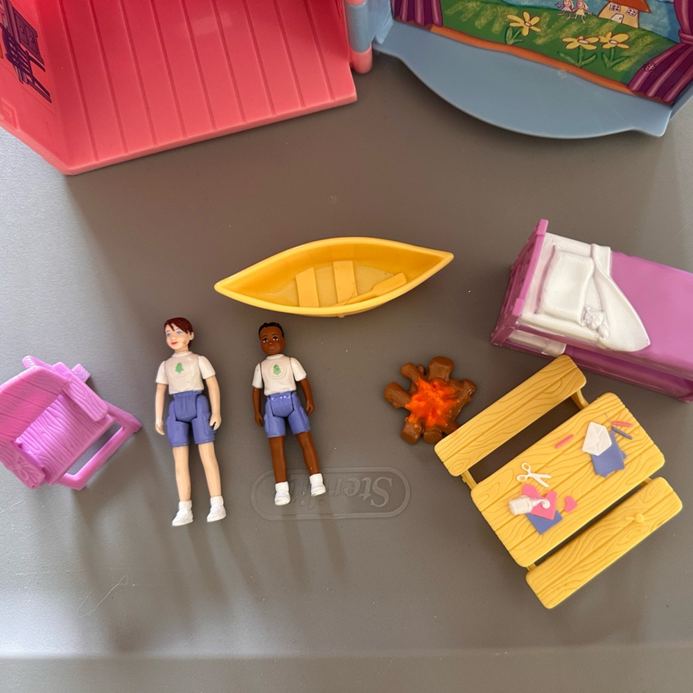 Fisher Price Sweet Street Camp Sweet 2003 w/ Accessories - Picture 6 of 6